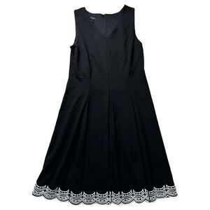TALBOTS Fit Flare A-line Ponte Sleeveless Embroidered Hem Dress Black Size 8P